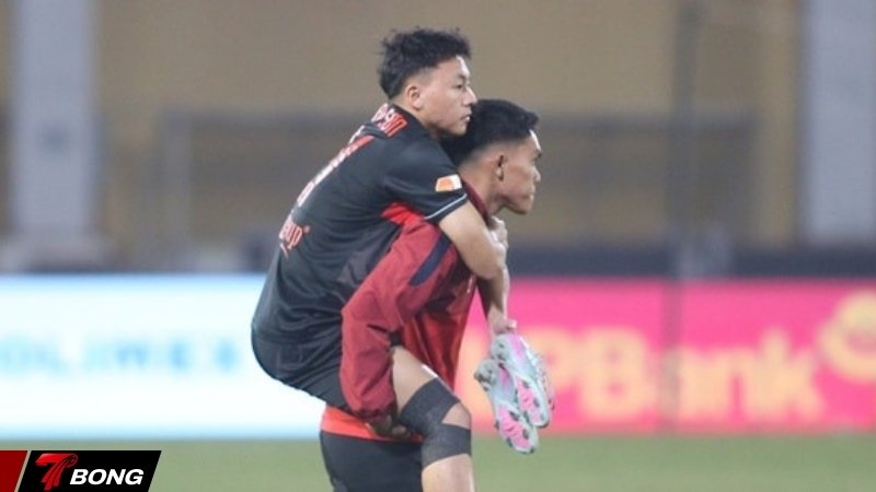 Đáng ngại nhất ở danh sách chấn thương là  Nguyễn Thái Sơn